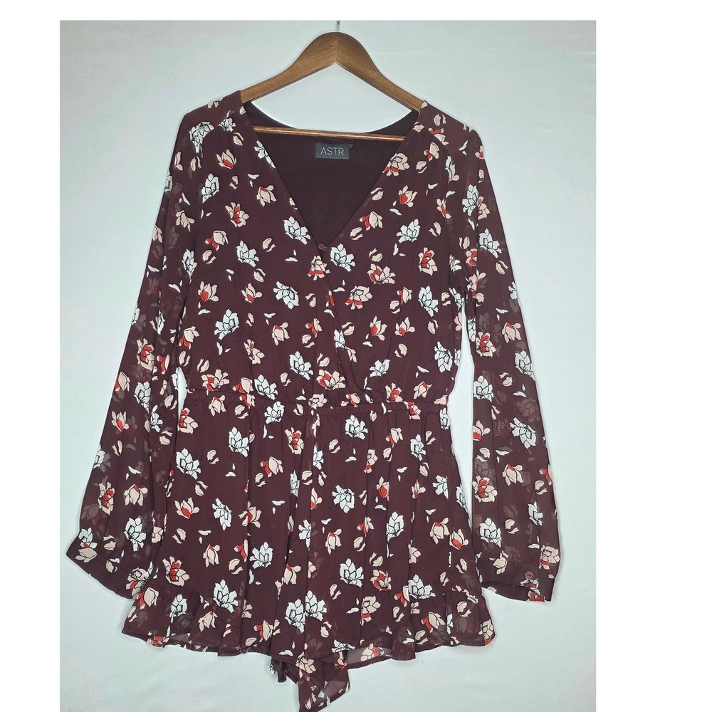ASTR Burgundy Long sleeve Floral Romper Large